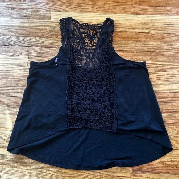Poof embroidered tank top - Picture 4 of 5